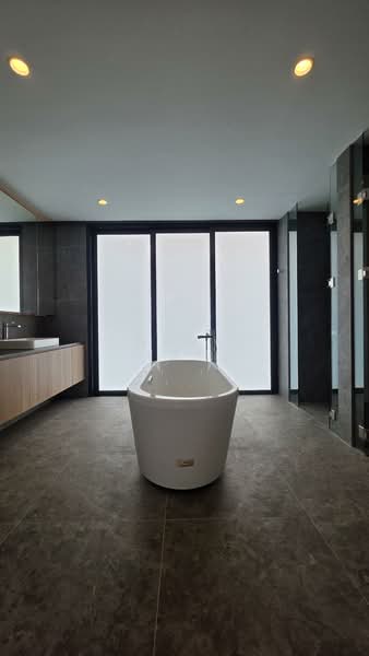 Binjai Park/Sian Tuan/Bukit Timah, , 5 Bedrooms, 11,563 sqft, Detached House For Sale, by Cheryl Tan, 500182300 - Bathroom - PropertyGuru.com.sg
