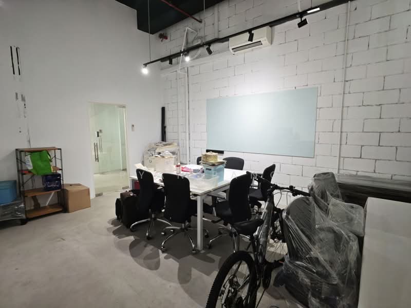 Lam Soon Industrial Building, 63 Hillview Avenue, Dairy Farm / Bukit Panjang / Choa Chu Kang, 249 sqft, Light Industrial (B1) For Rent, by Ryan Pang, 500182305 - Office 3 - CommercialGuru.com.sg