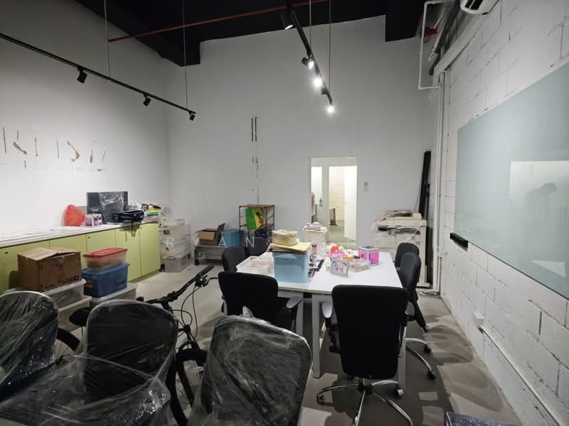 Lam Soon Industrial Building, 63 Hillview Avenue, Dairy Farm / Bukit Panjang / Choa Chu Kang, 249 sqft, Light Industrial (B1) For Rent, by Ryan Pang, 500182305 - Office 3 - CommercialGuru.com.sg