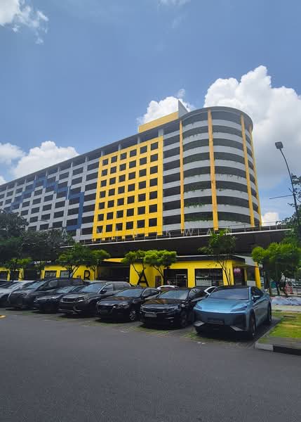 Tradehub 21, 18 Boon Lay Way, 2,368 sqft, Light Industrial (B1) For Sale, by Alvin Kwan, 500182307 - Exterior - CommercialGuru.com.sg