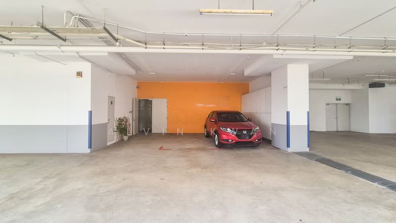 Tradehub 21, 18 Boon Lay Way, 2,368 sqft, Light Industrial (B1) For Sale, by Alvin Kwan, 500182307 - Car Park - CommercialGuru.com.sg