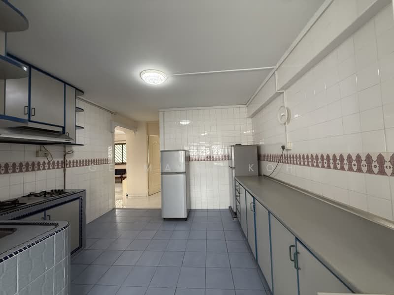 549 Hougang Street 51, 549 Hougang Street 51, 3 Bedrooms, 1,098 sqft, HDB Flat For Rent, by Germaine Koh, 500182310 - Kitchen - PropertyGuru.com.sg
