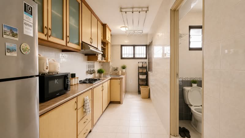 692A Choa Chu Kang Crescent, 692A Choa Chu Kang Crescent, 3 Bedrooms, 1,183 sqft, HDB Flat For Sale, by Kelly Yu 余奕葹, 500182315 - Kitchen - PropertyGuru.com.sg