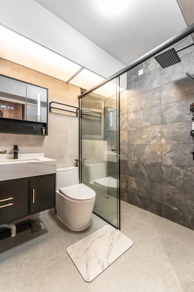 334B Anchorvale Crescent, 334B Anchorvale Crescent, 3 Bedrooms, 1,023 sqft, HDB Flat For Sale, by Val Tan, 500182317 - Bathroom - PropertyGuru.com.sg