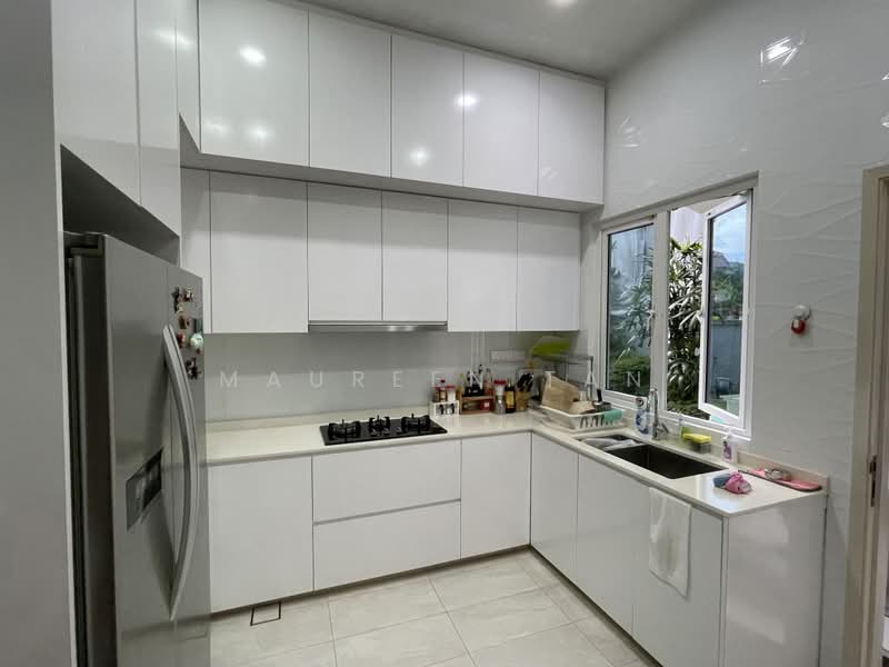 Watten Estate Detached/Bungalow With Lift, Watten, Shelford, Hillcrest, 6 Bedrooms, 5,800 sqft, Detached House For Sale, by Maureen Tan, 500182320 - Kitchen - PropertyGuru.com.sg