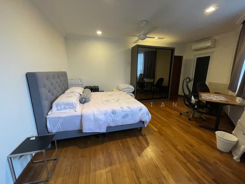 Watten Estate Detached/Bungalow With Lift, Watten, Shelford, Hillcrest, 6 Bedrooms, 5,800 sqft, Detached House For Sale, by Maureen Tan, 500182320 - Bedroom - PropertyGuru.com.sg