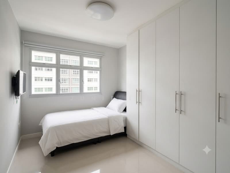 70C Telok Blangah Heights, 70C Telok Blangah Heights, 3 Bedrooms, 1,001 sqft, HDB Flat For Rent, by Junie Lim, 500182326 - Bedroom - PropertyGuru.com.sg