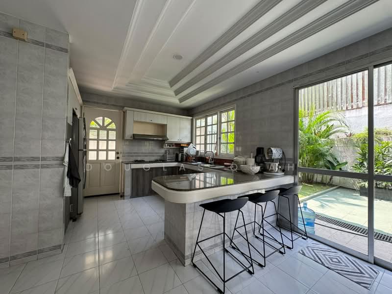 Bungalow Near King Albert Park, YARWOOD AVENUE, 5 Bedrooms, 6,500 sqft, Good Class Bungalow For Rent, by Douglas Quah, 500182327 - Kitchen - PropertyGuru.com.sg