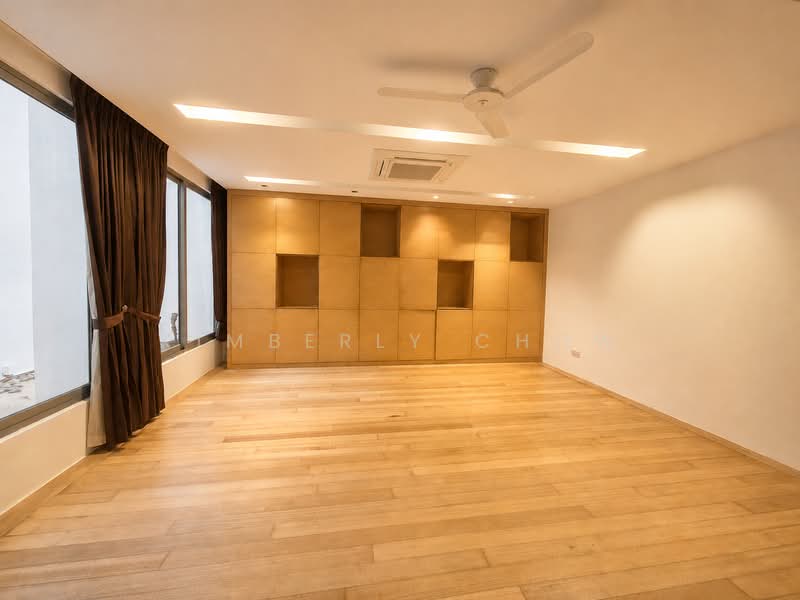 Value Buy! Moonbeam Mt Sinai Holland Semi D 1km Henry Park, , 7 Bedrooms, 4,500 sqft, Semi-Detached House For Sale, by Kimberly Chow, 500182340 - Basement - PropertyGuru.com.sg