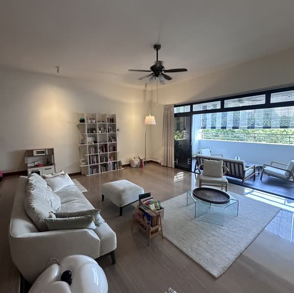 Astrid Meadows, 48 Coronation Road West, 4 Bedrooms, 2,640 sqft, Condominium For Rent, by Clare Chee, 500182348 - Living Room - PropertyGuru.com.sg