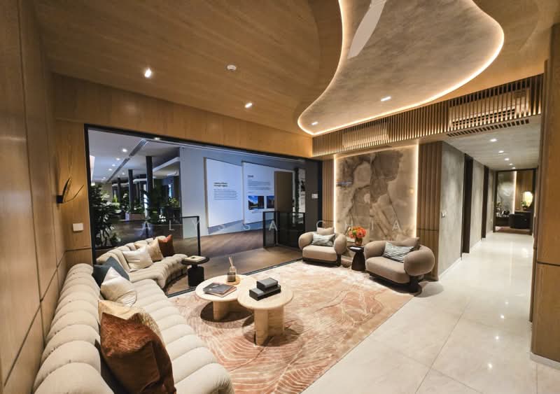 Pinery Residences, Tampines Street 94, 4 Bedrooms, 1,227 sqft, Condominium For Sale, by Alyssa Chia, 500182351 - Living Room - PropertyGuru.com.sg