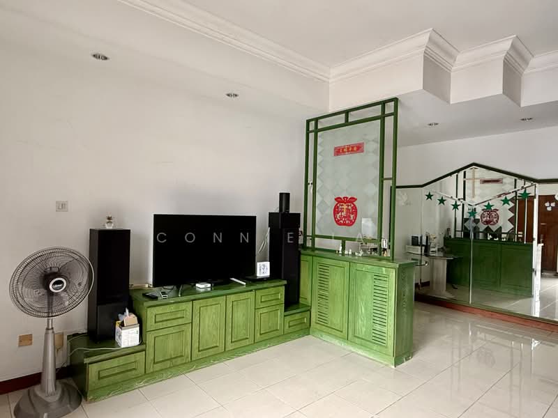 Rosalia Park, 42 Lorong Ong Lye, 2 Bedrooms, 1,098 sqft, Condominium For Sale, by Connie Lai, 500182357 - Living Room - PropertyGuru.com.sg