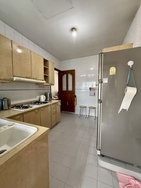 Rosalia Park, 42 Lorong Ong Lye, 2 Bedrooms, 1,098 sqft, Condominium For Sale, by Connie Lai, 500182357 - Kitchen - PropertyGuru.com.sg