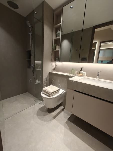 Amber House, 30 Amber Gardens, 2 Bedrooms, 635 sqft, Condominium For Sale, by Charlene Chai, 500182365 - Bathroom - PropertyGuru.com.sg