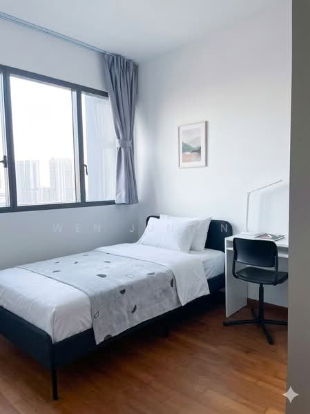 Stirling Residences, 25 Stirling Road, 2 Bedrooms, 635 sqft, Condominium For Rent, by Wen Junting, 500182371 - Bedroom - PropertyGuru.com.sg