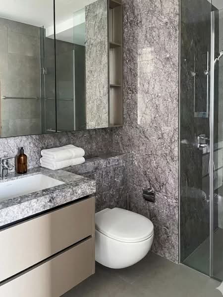 Stirling Residences, 25 Stirling Road, 2 Bedrooms, 635 sqft, Condominium For Rent, by Wen Junting, 500182371 - Bathroom - PropertyGuru.com.sg