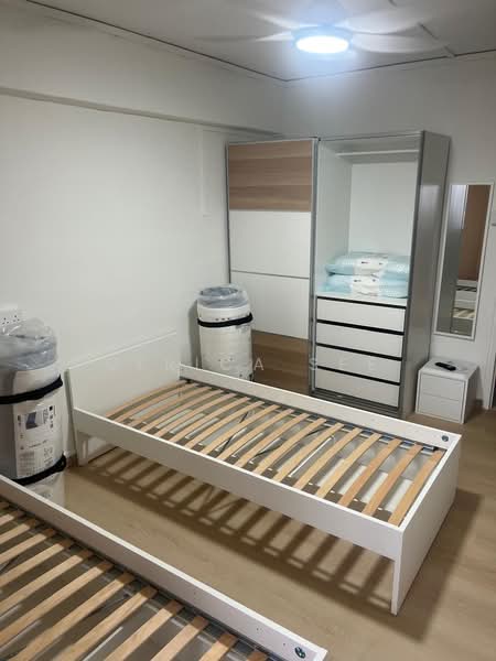 114 Serangoon North Avenue 1, 114 Serangoon North Avenue 1, Room Rental, 160 sqft, HDB Flat For Rent, by Ulrica See, 500182379 - Bedroom - PropertyGuru.com.sg