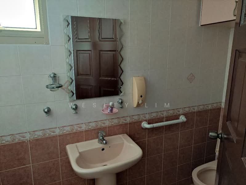 130 Edgedale Plains, 130 Edgedale Plains, 3 Bedrooms, 1,184 sqft, HDB Flat For Rent, by Wesley Lim, 500182380 - PropertyGuru.com.sg