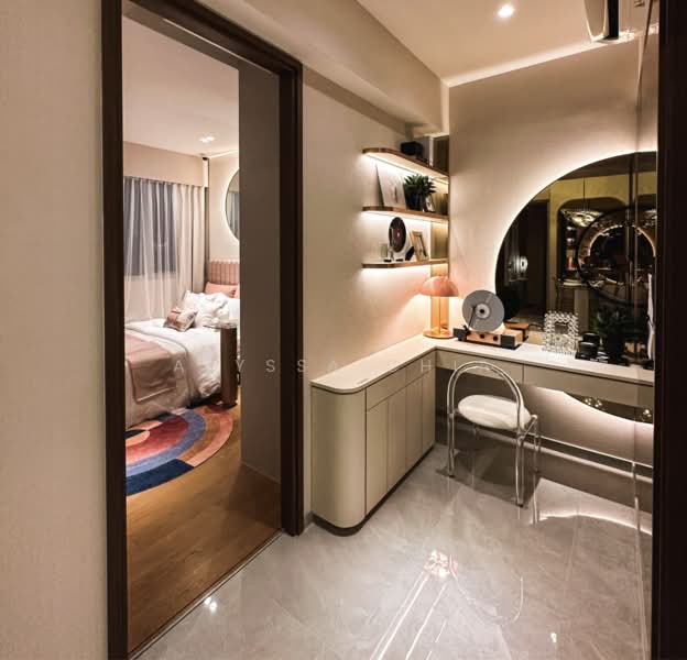 Bloomsbury Residences, 61 Media Circle, 2 Bedrooms, 678 sqft, Apartment For Sale, by Alyssa Chia, 500182381 - Bedroom - PropertyGuru.com.sg