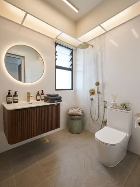 464A Bukit Batok West Avenue 8, 464A Bukit Batok West Avenue 8, 3 Bedrooms, 1,001 sqft, HDB Flat For Sale, by Clarence Sim, 500182415 - Bathroom - PropertyGuru.com.sg