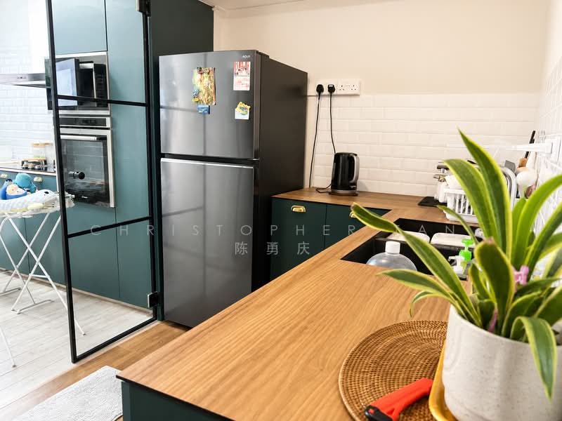269 Toh Guan Road, 269 Toh Guan Road, Room Rental, 92 sqft, HDB Flat For Rent, by Christopher Tan 陈勇庆, 500182416 - Kitchen - PropertyGuru.com.sg