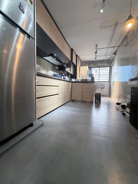 778 Yishun Avenue 2, 778 Yishun Avenue 2, 3 Bedrooms, 1,119 sqft, HDB Flat For Sale, by Dan Soon, 500182425 - Kitchen - PropertyGuru.com.sg