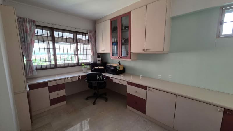 555 Choa Chu Kang North 6, 555 Choa Chu Kang North 6, 4 Bedrooms, 1,582 sqft, HDB Flat For Sale, by Ann Marie Ee, 500182427 - Study - PropertyGuru.com.sg