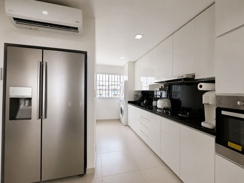 708 Jurong West Street 71, 708 Jurong West Street 71, 3 Bedrooms, 1,593 sqft, HDB Flat For Sale, by Kelvis Kua, 500182428 - Kitchen - PropertyGuru.com.sg