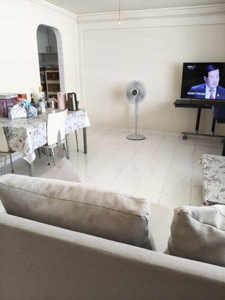 167 Yishun Ring Road, 167 Yishun Ring Road, Room Rental, 110 sqft, HDB Flat For Rent, by Jacqueline Tay 戴利霞, 500182468 - Living Room - PropertyGuru.com.sg