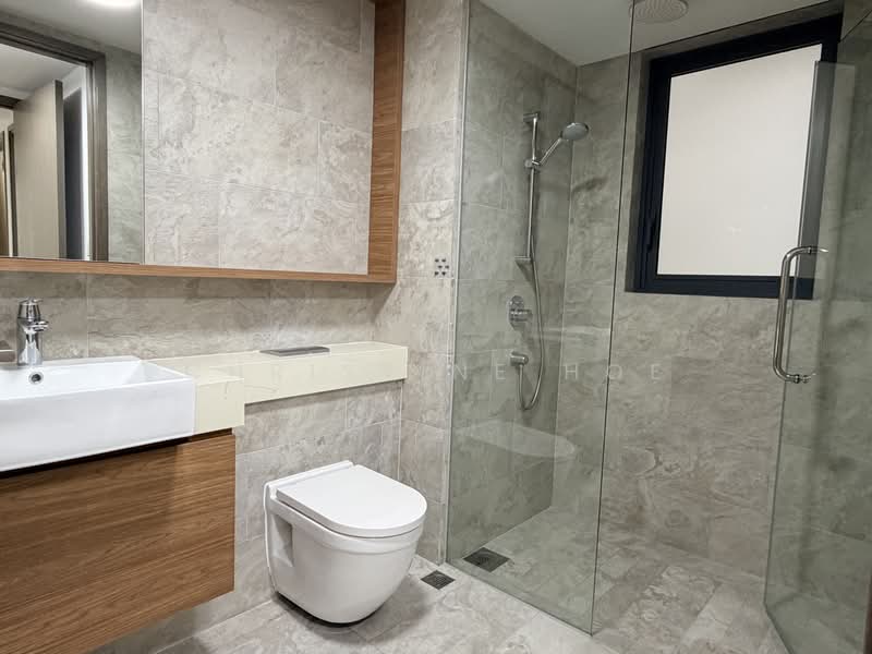 Affinity At Serangoon, , 3 Bedrooms, 926 sqft, Condominium For Rent, by Christine Hoe, 500182469 - Bathroom - PropertyGuru.com.sg