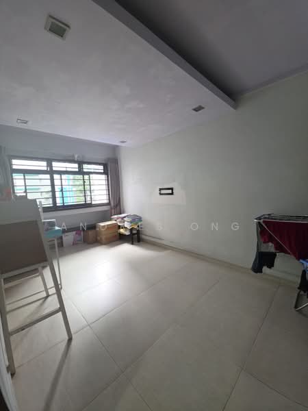 625 Jurong West Street 61, 625 Jurong West Street 61, 3 Bedrooms, 1,220 sqft, HDB Flat For Rent, by Andres Ong, 500182482 - Living Room - PropertyGuru.com.sg