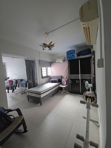 625 Jurong West Street 61, 625 Jurong West Street 61, 3 Bedrooms, 1,220 sqft, HDB Flat For Rent, by Andres Ong, 500182482 - Bedroom - PropertyGuru.com.sg