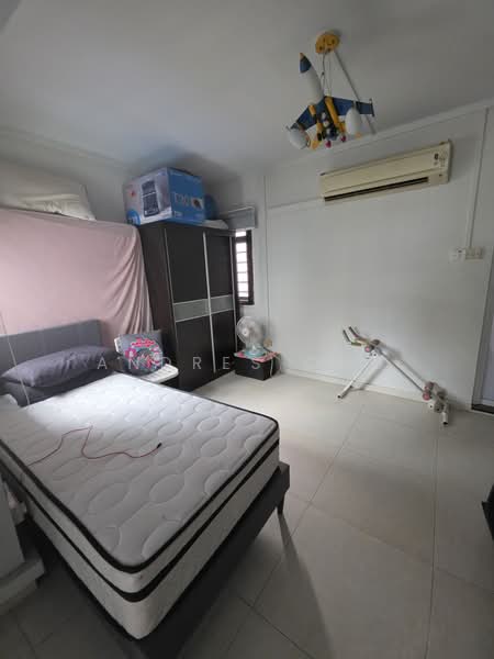 625 Jurong West Street 61, 625 Jurong West Street 61, 3 Bedrooms, 1,220 sqft, HDB Flat For Rent, by Andres Ong, 500182482 - Bedroom - PropertyGuru.com.sg