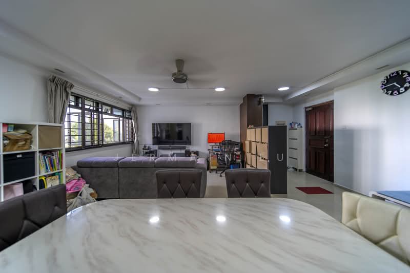 273A Jurong West Avenue 3, 273A Jurong West Avenue 3, 3 Bedrooms, 1,194 sqft, HDB Flat For Sale, by Jermain Eu, 500182484 - Living Room - PropertyGuru.com.sg