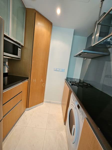 Icon, 10 Gopeng Street, 1 Bedroom, 872 sqft, Apartment For Sale, by Charlotte Chng, 500182495 - Kitchen - PropertyGuru.com.sg