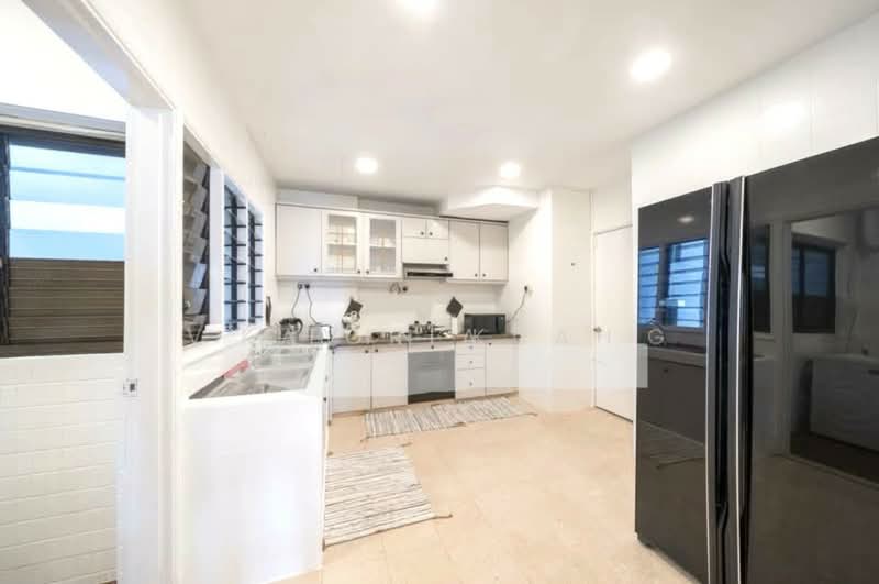 Teresa Ville, 1007 Lower Delta Road, 4 Bedrooms, 1,926 sqft, Condominium For Sale, by Kavin Kuah, 500182505 - Kitchen - PropertyGuru.com.sg