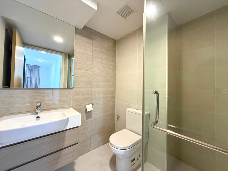 The Lakefront Residences, 42 Lakeside Drive, 4 Bedrooms, 2,422 sqft, Condominium For Sale, by Prisca Ko, 500182509 - Bathroom - PropertyGuru.com.sg