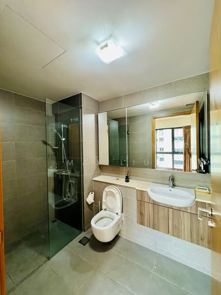 Waterbank at Dakota, 84 Dakota Crescent, 1 Bedroom, 484 sqft, Condominium For Rent, by Max Liu, 500182514 - Bathroom - PropertyGuru.com.sg