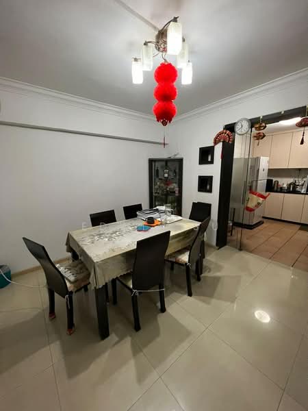 262 Boon Lay Drive, 262 Boon Lay Drive, 3 Bedrooms, 1,388 sqft, HDB Flat For Rent, by Edwin Su, 500182515 - Dining Area - PropertyGuru.com.sg