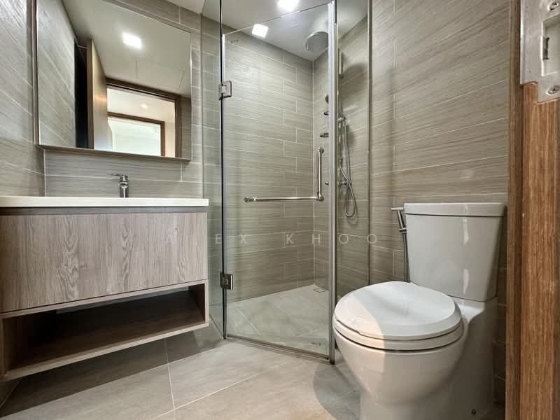 Kingsford Waterbay, 72 Upper Serangoon View, 2 Bedrooms, 689 sqft, Condominium For Sale, by Alex Khoo, 500182523 - Bathroom - PropertyGuru.com.sg
