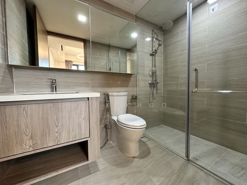 Kingsford Waterbay, 72 Upper Serangoon View, 2 Bedrooms, 689 sqft, Condominium For Sale, by Alex Khoo, 500182523 - Bathroom - PropertyGuru.com.sg