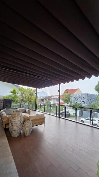 东部最好 Siglap Resort Inspired Home, East Coast / Marine Parade, 4 Bedrooms, 7,000 sqft, Semi-Detached House For Sale, by Jessie Lim, 500182529 - Balcony - PropertyGuru.com.sg
