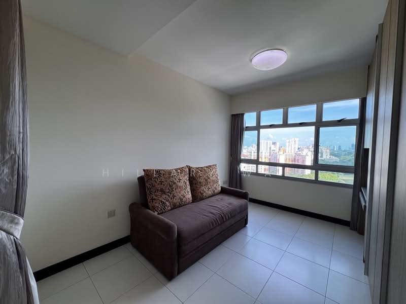 18D Holland Drive, 18D Holland Drive, 3 Bedrooms, 990 sqft, HDB Flat For Sale, by Hillary Wan, 500182539 - Master Bedroom - PropertyGuru.com.sg