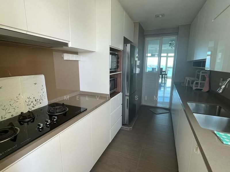 Costa Del Sol, 68 Bayshore Road, 3 Bedrooms, 1,313 sqft, Condominium For Rent, by Melvin Sim, 500182542 - Kitchen - PropertyGuru.com.sg