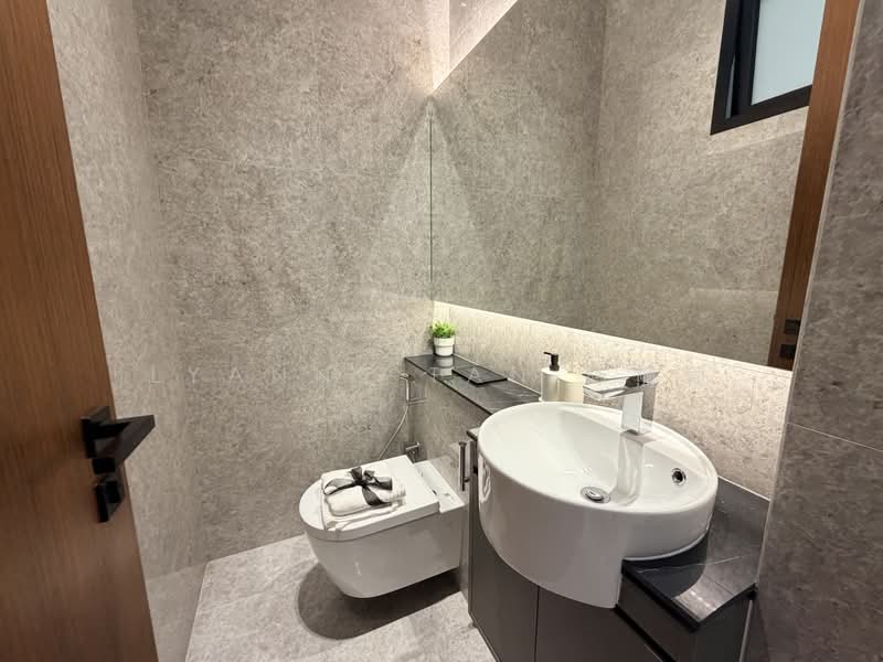 Brand New Landed At Sembawang | 4 Levels With Lift, , 5 Bedrooms, 4,834 sqft, Terraced House For Sale, by Lyanne Tan 陈丽颖, 500182546 - Bathroom - PropertyGuru.com.sg