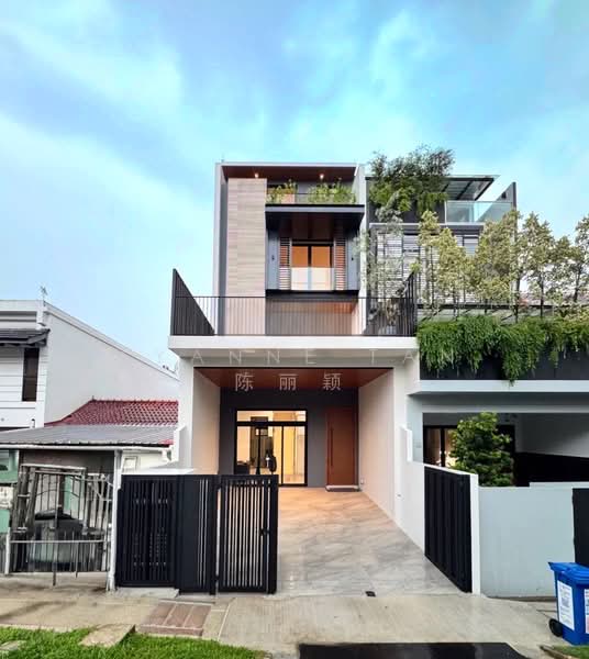 Brand New Landed At Sembawang | 4 Levels With Lift, , 5 Bedrooms, 4,834 sqft, Terraced House For Sale, by Lyanne Tan 陈丽颖, 500182546 - Exterior - PropertyGuru.com.sg