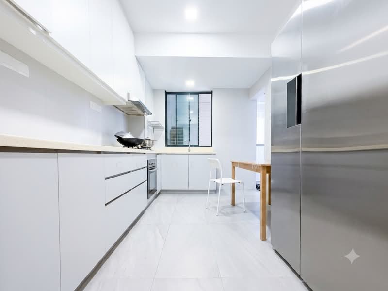 Pinevale, 6 Tampines Street 73, 3 Bedrooms, 1,292 sqft, Condominium For Sale, by Chloe Lim, 500182564 - Kitchen - PropertyGuru.com.sg