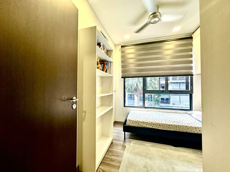 The Brownstone, 156 Canberra Drive, 3 Bedrooms, 990 sqft, Executive Condominium For Sale, by Didi Didi Z, 500182575 - Bedroom - PropertyGuru.com.sg