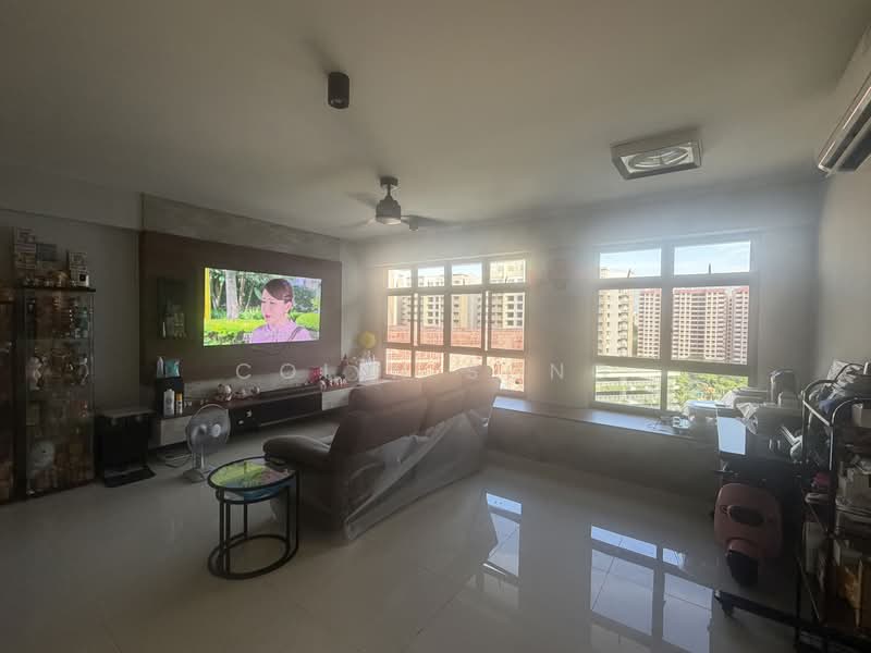 997A Buangkok Crescent, 997A Buangkok Crescent, 3 Bedrooms, 1,216 sqft, HDB Flat For Sale, by Colin Song, 500182576 - Living Room - PropertyGuru.com.sg