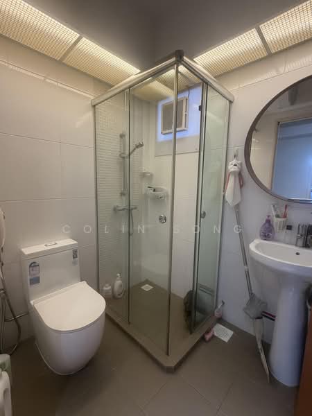 997A Buangkok Crescent, 997A Buangkok Crescent, 3 Bedrooms, 1,216 sqft, HDB Flat For Sale, by Colin Song, 500182576 - Bathroom - PropertyGuru.com.sg